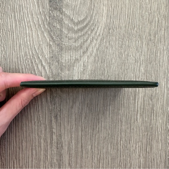 🆕 Authentic YSL Unisex Dark Green Pebbled Leather Credit Card Holder Wallet - Picture 9 of 11